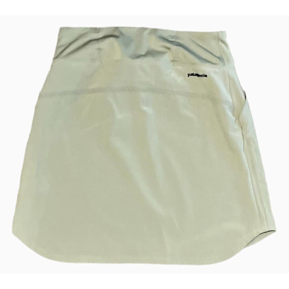 Patagonia Women's Size XS Khaki Outdoor Skort Skirt‎ with Built-in Shorts - Picture 2 of 4